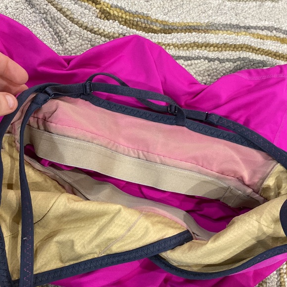 💕Lululemon bright pink gray workout tank with bra sz Medium 💕 - Picture 9 of 11